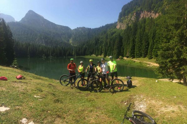 Scuola Sci Des Alpes - лыжная школа в Кампильо