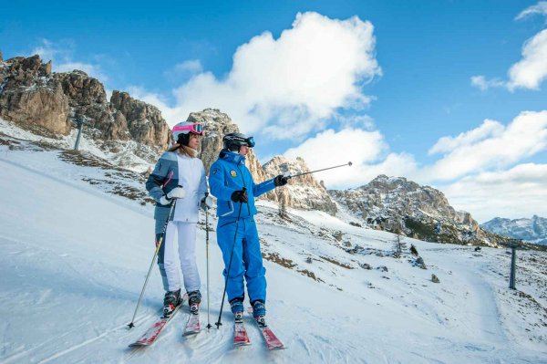 Top Ski School & Rental - Ski in Selva di Val Gardena