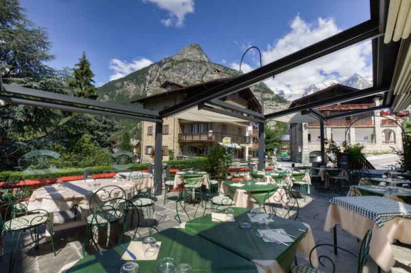 La Terrazza - Cucina valdostana a Courmayeur