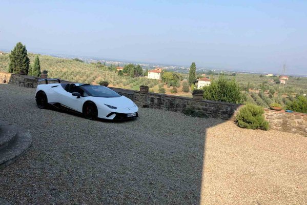 Tuscany Vip Service - Luxury car rental in Italy and throughout Europe