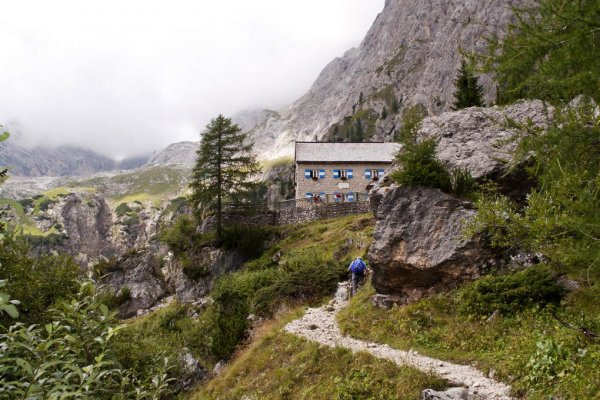 Hotel Alle Alpi - Typical holiday in the Dolomites