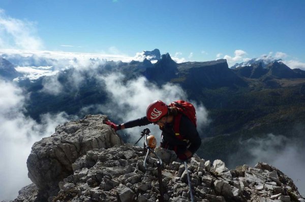 SkiRock - Skiing and mountaineering in the Dolomites