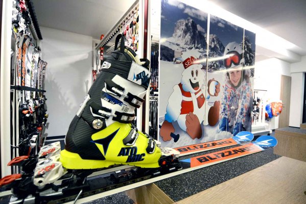 Scuola Sci e Snowboard Selva - Vacanza sulla neve in Val Gardena